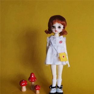成品材料包小布BJD6分8分ob娃娃衣服连衣裙斜挎包草莓套装