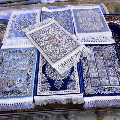 新疆丝毯垫子加厚汽车扶手垫餐桌椅子凳子沙发坐垫地毯垫子家用