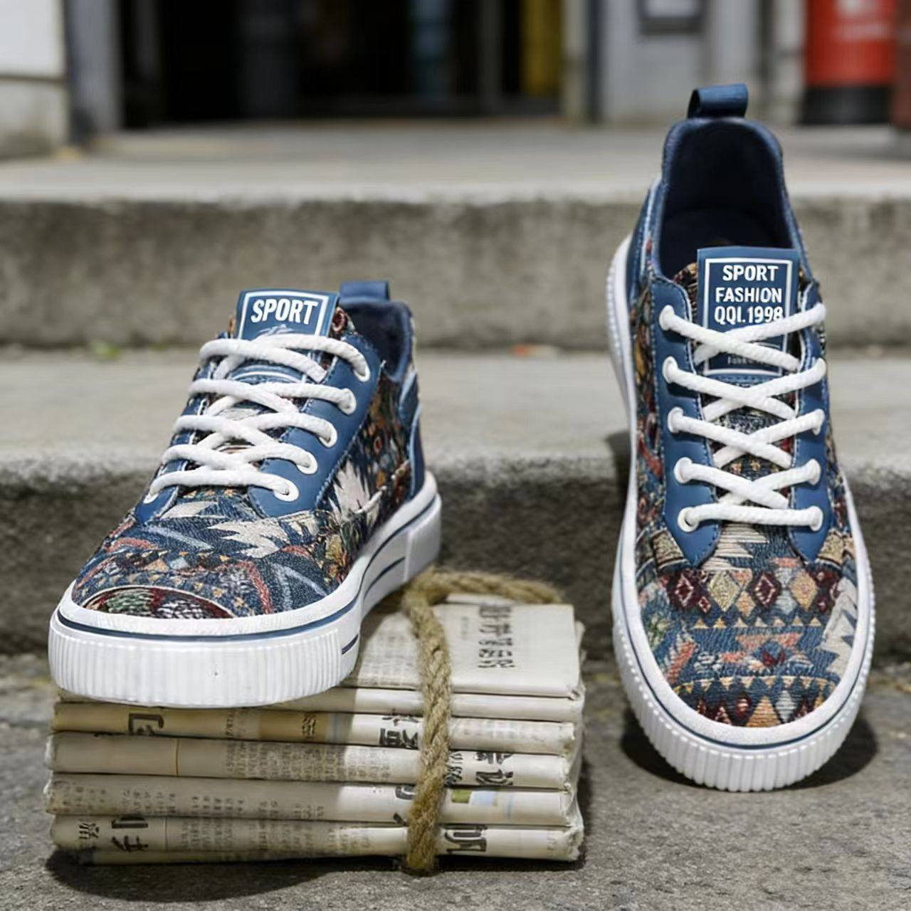 春秋款侧拉链一脚蹬男士板鞋韩版百搭时尚撞色青年休闲鞋平底布鞋,流行男鞋,帆布鞋,淘宝优惠券,粉丝福利购,淘宝优惠卷