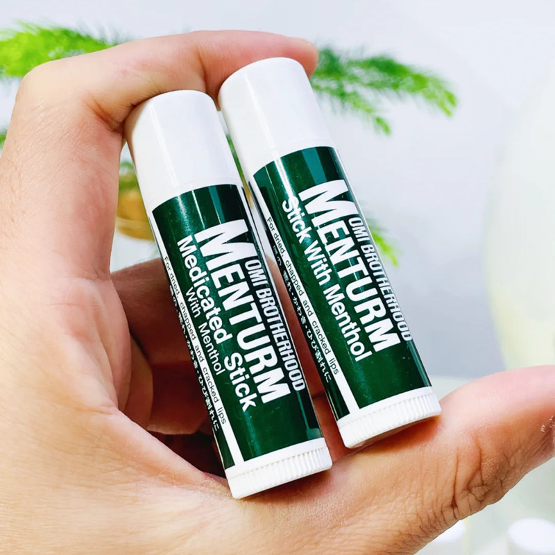 保税 日本OMI近江兄弟唇膏薄荷润唇膏保湿口红打底4g/支 版本随机,美容护肤/美体/精油,润唇膏,淘宝优惠券,粉丝福利购,淘宝优惠卷