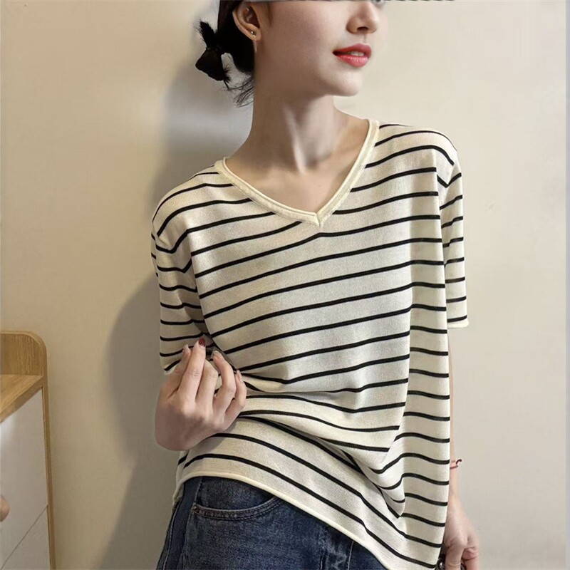 欧洲站2026早春新款欧货时尚条纹V领X修身显瘦软糯短袖羊毛针织衫