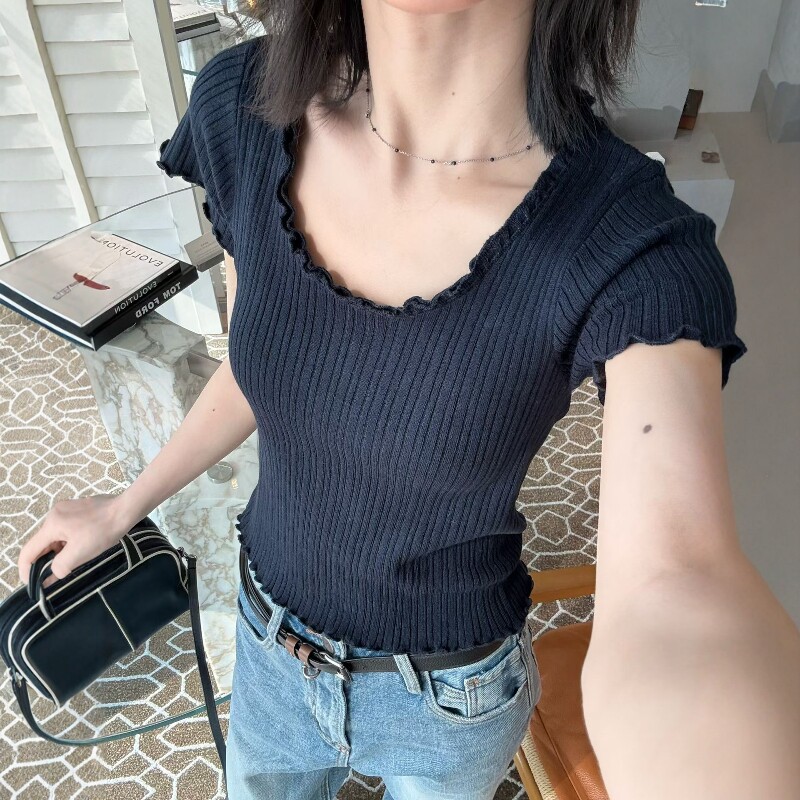 欧洲站2026春季新款欧货时尚简约木耳边坑条短袖羊毛针织打底衫女