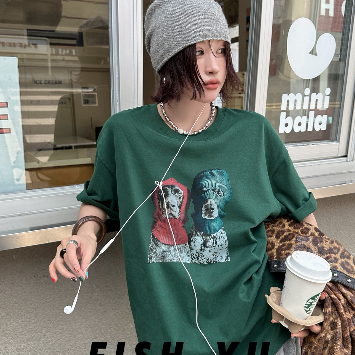 FISH YU -秋上新美式复古趣味戴帽小狗磨毛宽松圆领短袖T恤25537