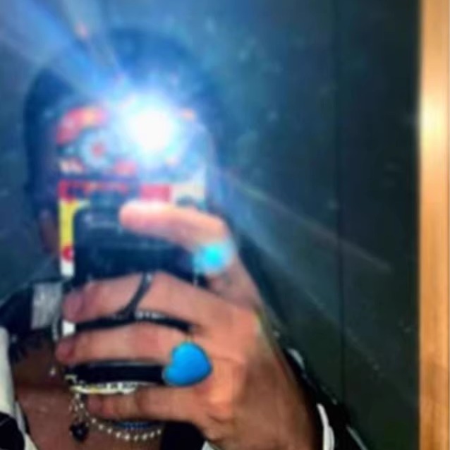 权志龙gd同款ins蓝色桃心戒指