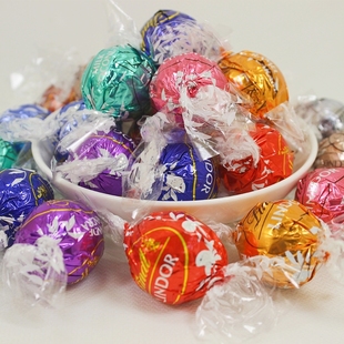 进口Lindt瑞士莲巧克力软心牛奶巧克力球Lindor零食散装 喜糖礼物