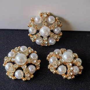 珍珠水钻扣子大衣皮草女秋冬装 饰纽扣小香风金属镂空毛衣手缝钮扣