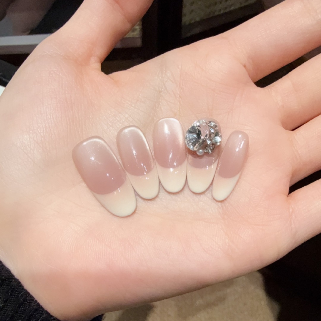 【白桃甜酒】东洲水晶法式猫眼腮红美甲纯手工穿戴甲轻奢短款