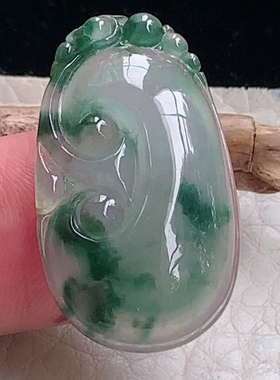 axm自然光32*18*5.5天然缅甸翡翠冰飘花饱满如意玉吊坠 玉挂件