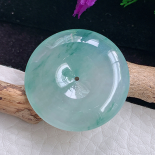 玉挂件 玉扣玉吊坠 ktj实拍31.2 6老坑精雕缅甸翡翠冰飘花平安扣