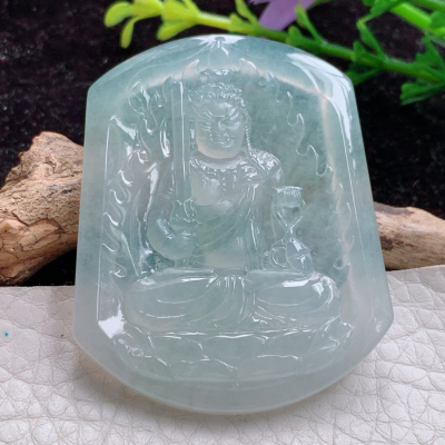 lz实拍52.3*41.8*5.3天然翡翠冰润生肖守护神不动明王玉吊坠 挂件