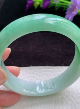 js实拍58*15*8.5平安镯 天然缅甸翡翠手镯半山水浅绿宽边玉镯子