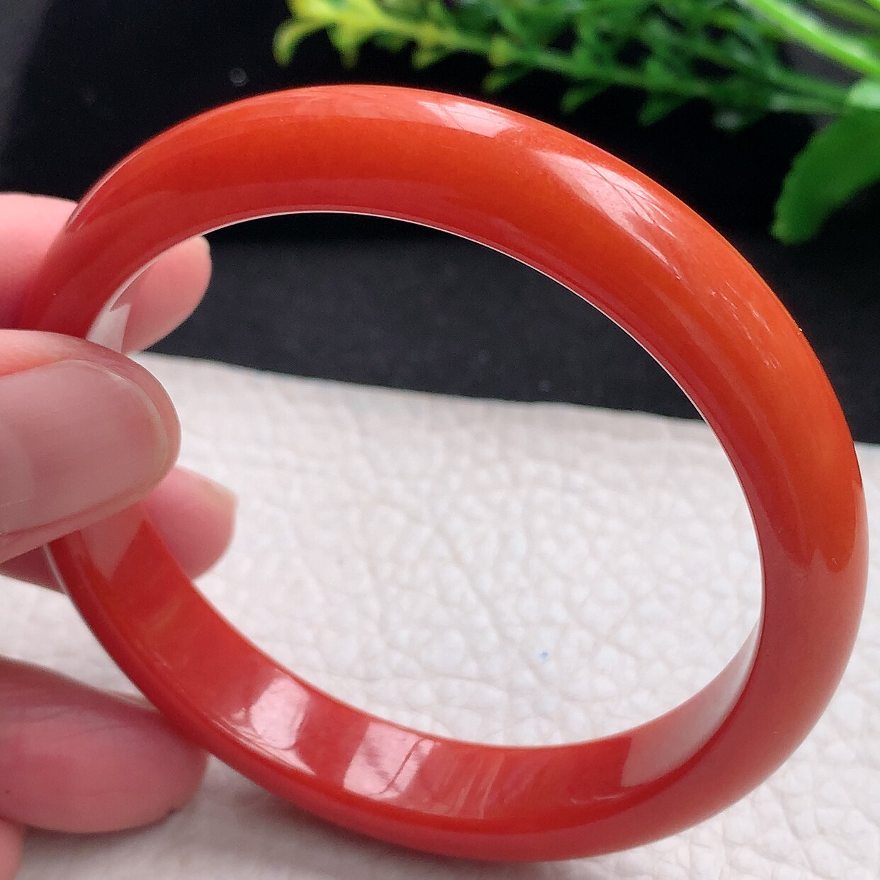 mq自然光58/11/7.2平安镯 天然缅甸翡翠a货水润红翡宽边玉镯子