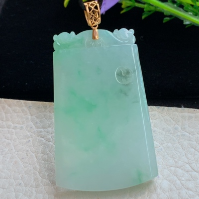 yl实拍59.8*37.2*6.5缅甸翡翠a货冰飘绿平安无事牌玉吊坠 玉挂件