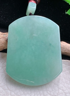 zen自然光51*40*5.7天然缅甸翡翠浅绿平安无事牌无字素面牌玉吊坠
