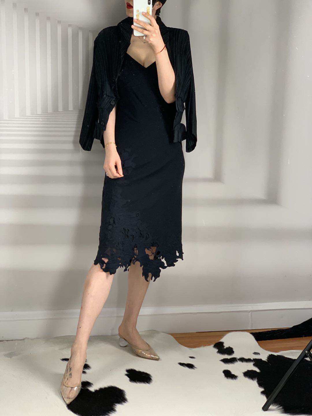 谭燕玉 vivienne tam 黑色双层弹力镂空刺绣吊带连衣裙