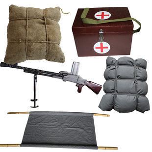 影视表演抗战道具担架医药箱行李包背包仿真炸药包木制捷克轻机枪