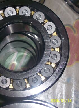 NSK日本进口轴承23222EAE4S11 23224CAME4 C3 23226 23228 23220