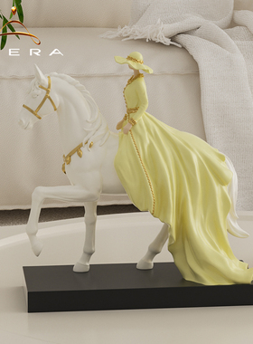 现代人物艺术摆件高级感酒柜装饰