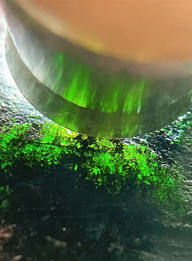 R18921 缅甸天然翡翠原石老坑莫湾基场口手镯料 重1.8公斤