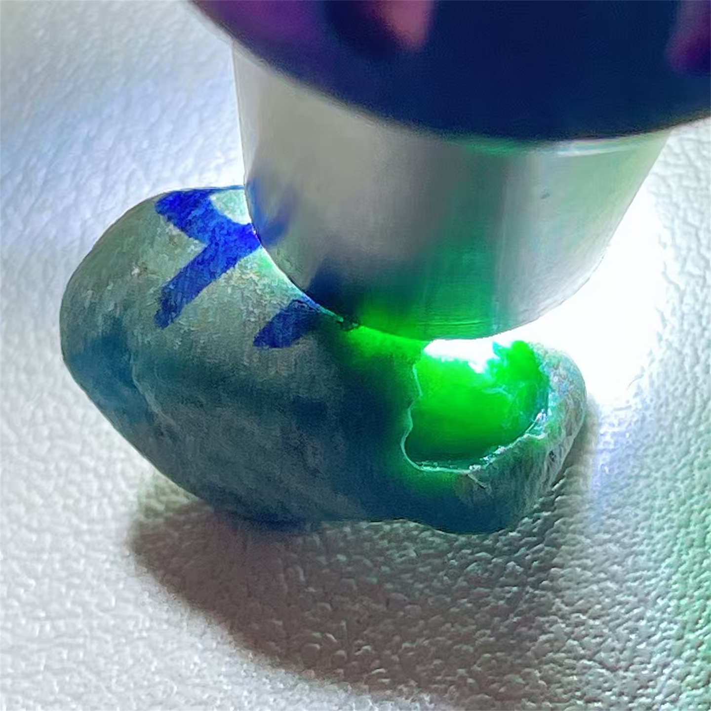 缅甸老坑后江翡翠原石色料3g