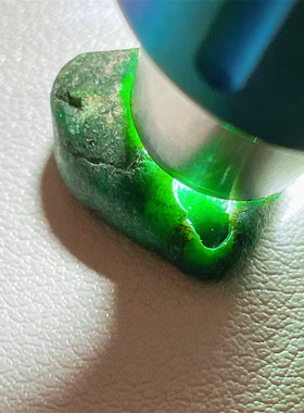 A87078精品缅甸天然翡翠原石老坑后江场口色料戒面料  重3克