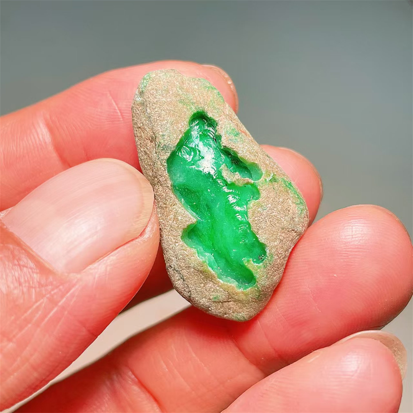 A23 精品缅甸天然翡翠原石老坑后江场口色料戒面料  重13克