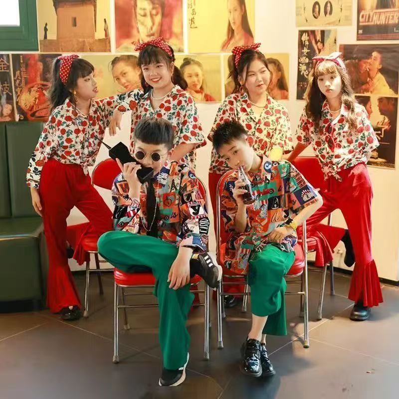 儿童复古港风喇叭裤走秀演出服影楼女童8090年代主题拍摄表演服饰图片