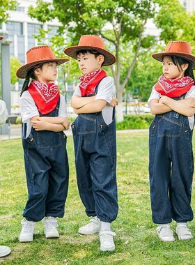 儿童演出服牛仔很忙背带裤套装小学生表演服幼儿园花童舞蹈服男女