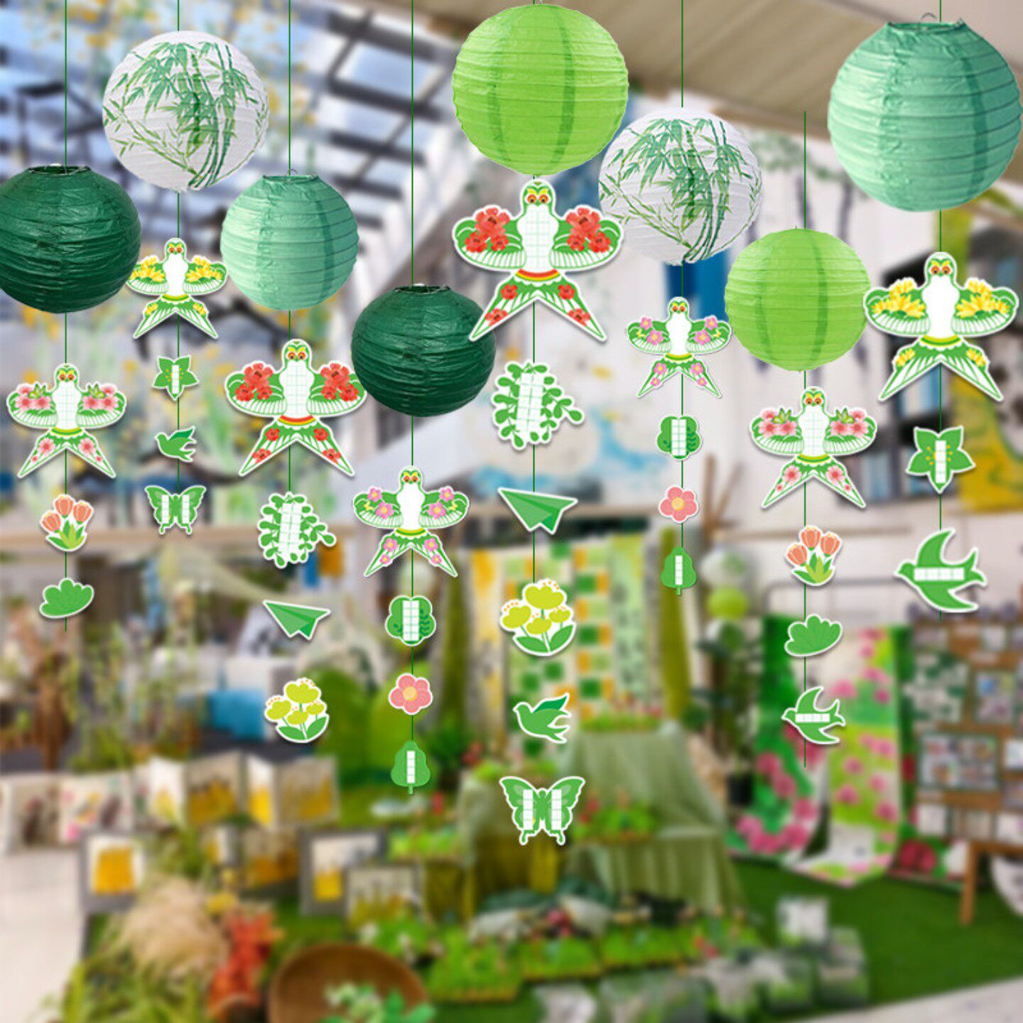 三八节春季装饰绿色主题风筝纸鸢纸灯笼环创吊饰场景氛围布置挂饰