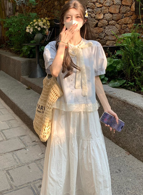 蓝色系带泡泡袖短款上衣女夏法式娃娃衫短袖小个子衬衫半身裙套装