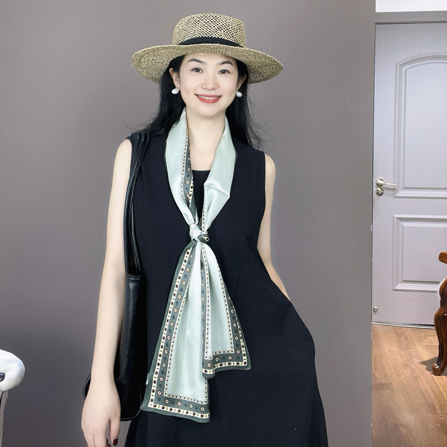 浅绿色真丝丝巾女100%桑蚕丝2025新款长条围巾洋气时尚领巾飘带