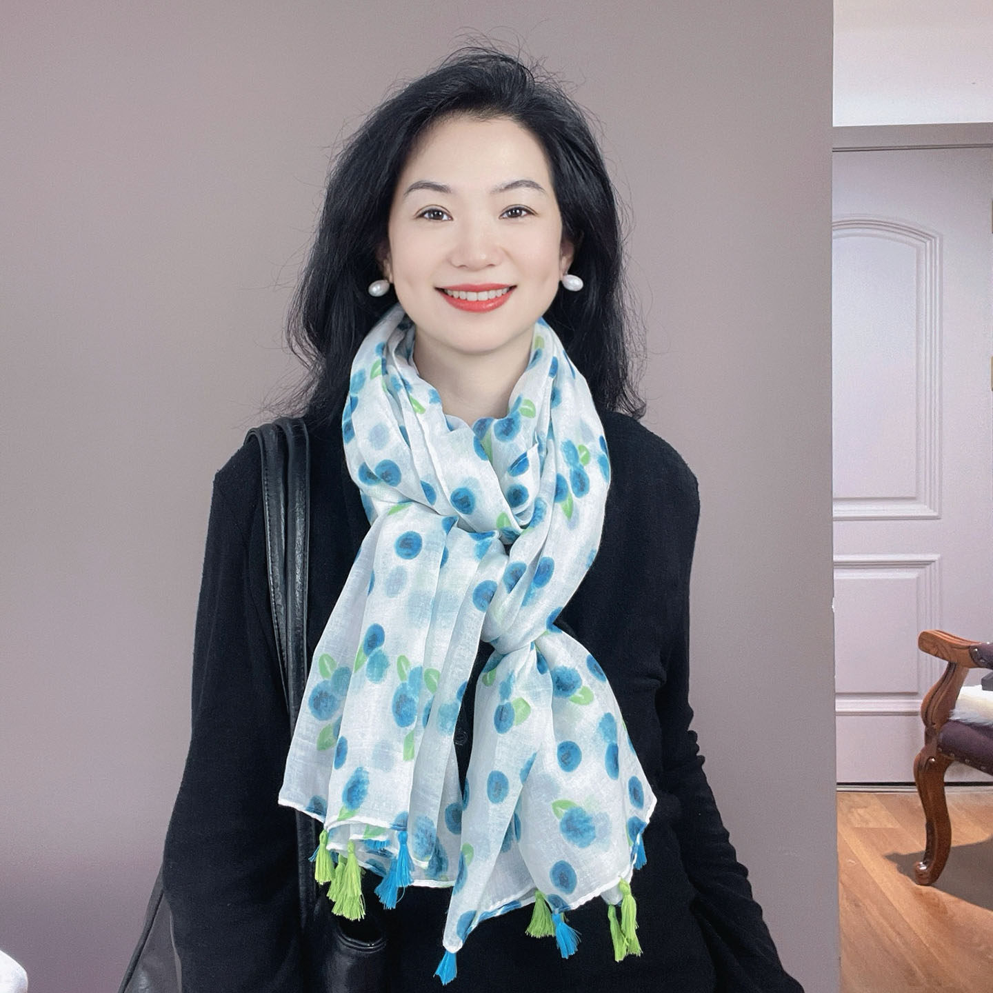 白色蓝波点围巾女冬季高级感春秋薄款棉麻保暖围脖披肩两用丝巾图片