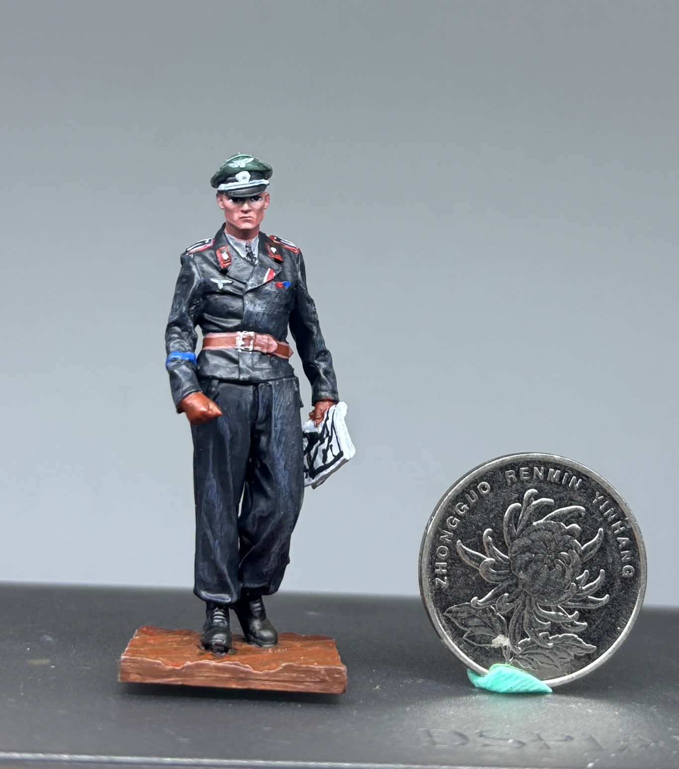 1/35比例二战德军士兵模型静态已涂装高度约5厘米站姿装甲兵模型