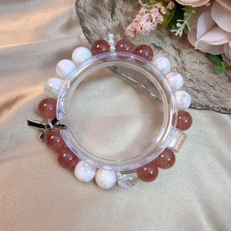 天然雪花幽灵草莓晶白水晶棱柱轻奢时尚女士手串