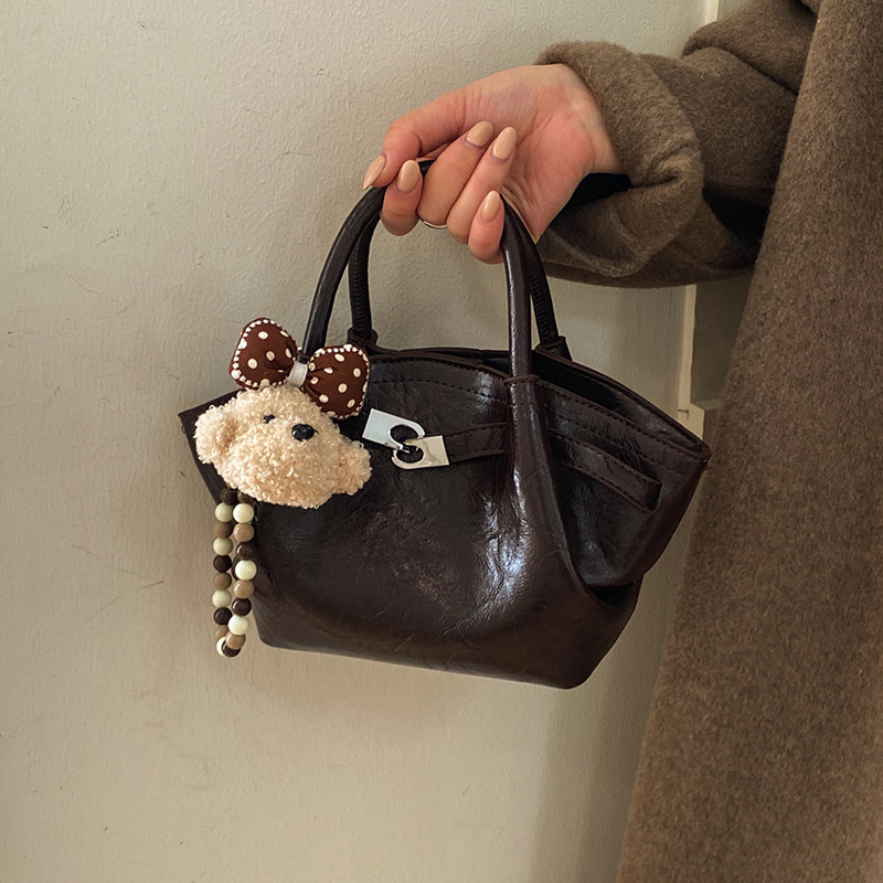 2025新款高级感都市简约水桶包