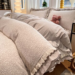 新款韩版化纤面料防螨虫防过敏聚酯纤维宿舍三件套花边四件套