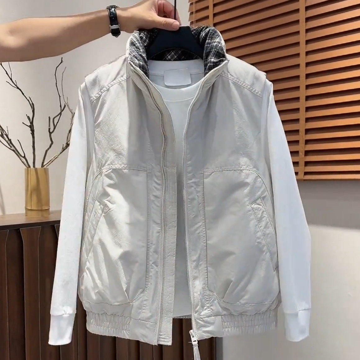 秋冬新款美式格子拼接立领马甲棉服男潮流时尚通勤保暖坎肩外套