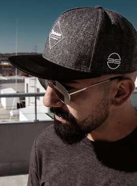 Ancient Gods Snapback Cap 德国潮牌灰黑色含羊毛料平檐棒球帽