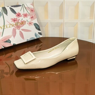 撤柜清仓处理女士轻职风浅口方头高跟漆皮单鞋 5607 2CM牛漆皮断码