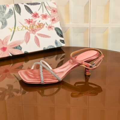 9813/4CM沙丁布清仓撤柜断码处理气质水钻百搭搭扣胶粘方头夏季轻