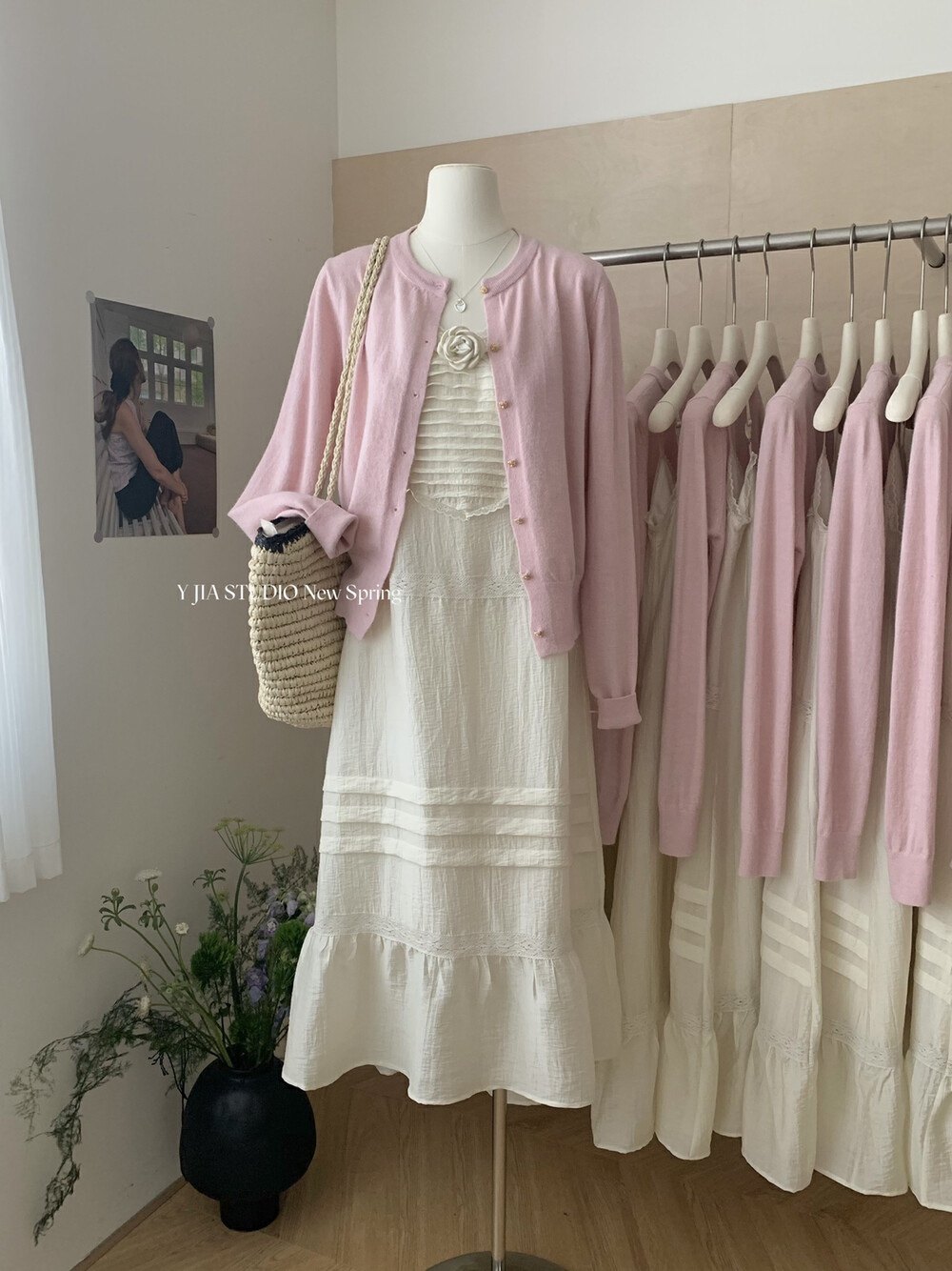 Y.JIA伊嘉韩系温柔风玫瑰花蕾丝褶皱吊带连衣裙+针织开衫两件套装,女装/女士精品,时尚套装,淘宝优惠券,粉丝福利购,淘宝优惠卷