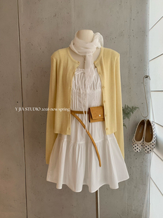 套装 防晒针织开衫 女 伊嘉春日小白裙度假风初恋吊带连衣裙 Y.JIA