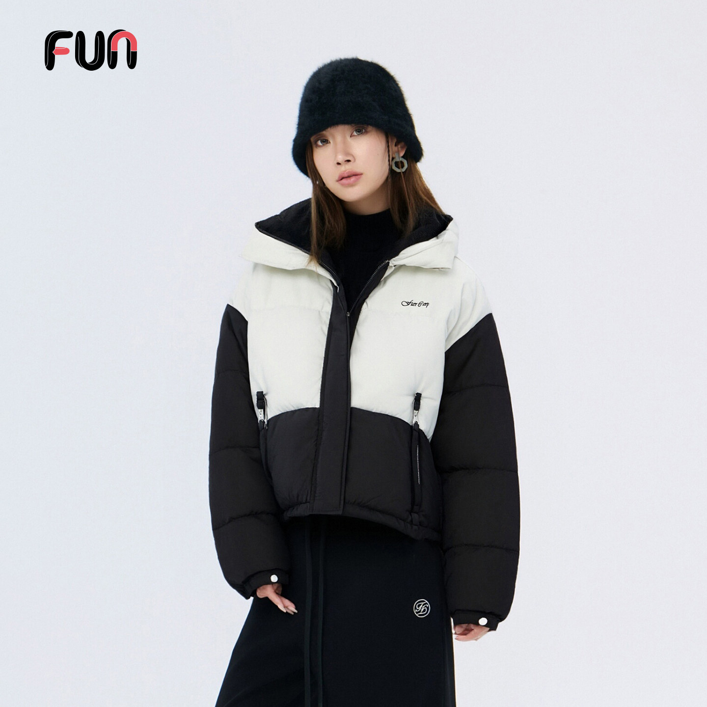 Fun2025冬季新款保暖女白鸭绒面包服外套潮牌泡芙拼色短款羽绒服,女装/女士精品,羽绒服,淘宝优惠券,粉丝福利购,淘宝优惠卷