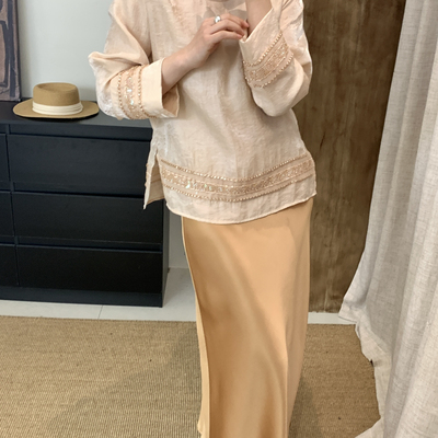 一起设计26年春款新中式重工艺钉珠百搭小衫33780