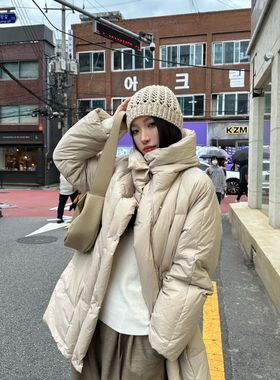 一起冬季上新宽松立领中长款保暖羽绒服外套ES5084