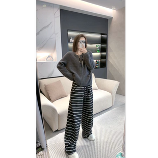 条纹保暖休闲直筒拖地裤 2025秋冬新款 H6140 ​松间律动 熙薇