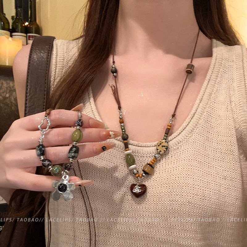 时髦利器~爱心串珠项链女款