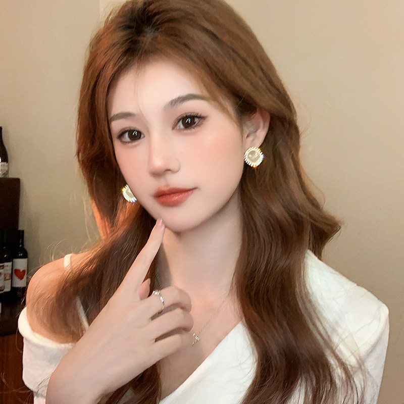 闪钻方形猫眼耳钉女2025新款