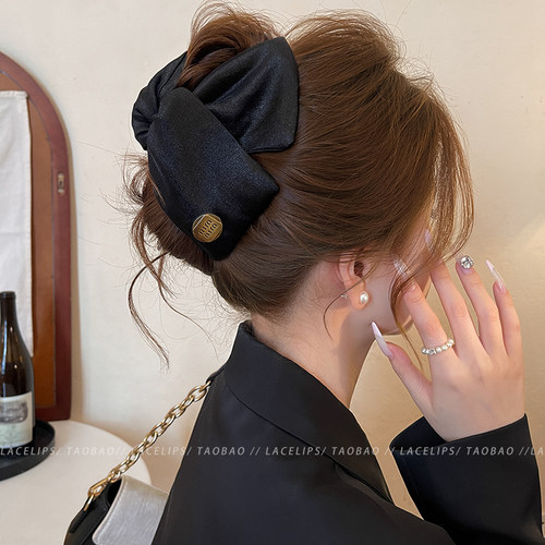 法式金标字母三角抓夹女高级感