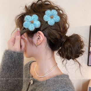 奶蓝绒绒 高端发卡 发夹女毛线花朵边夹前额刘海夹子头饰2025新款